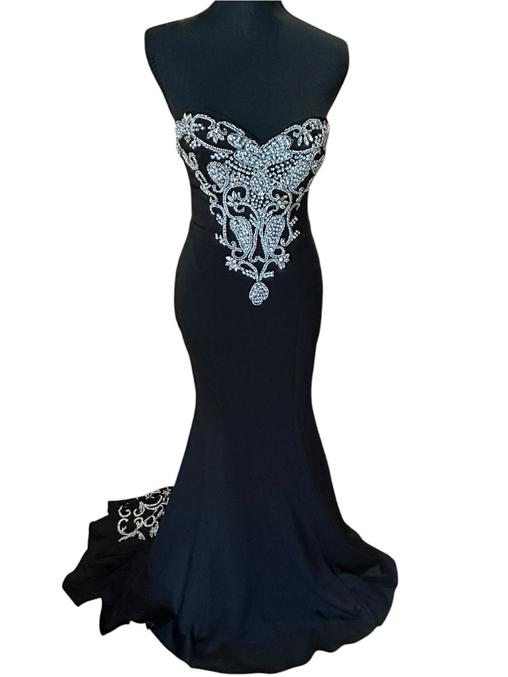 Jovani Black Crystal Beaded Mermaid Gown Size 4 Prom Pageant Formal Dress